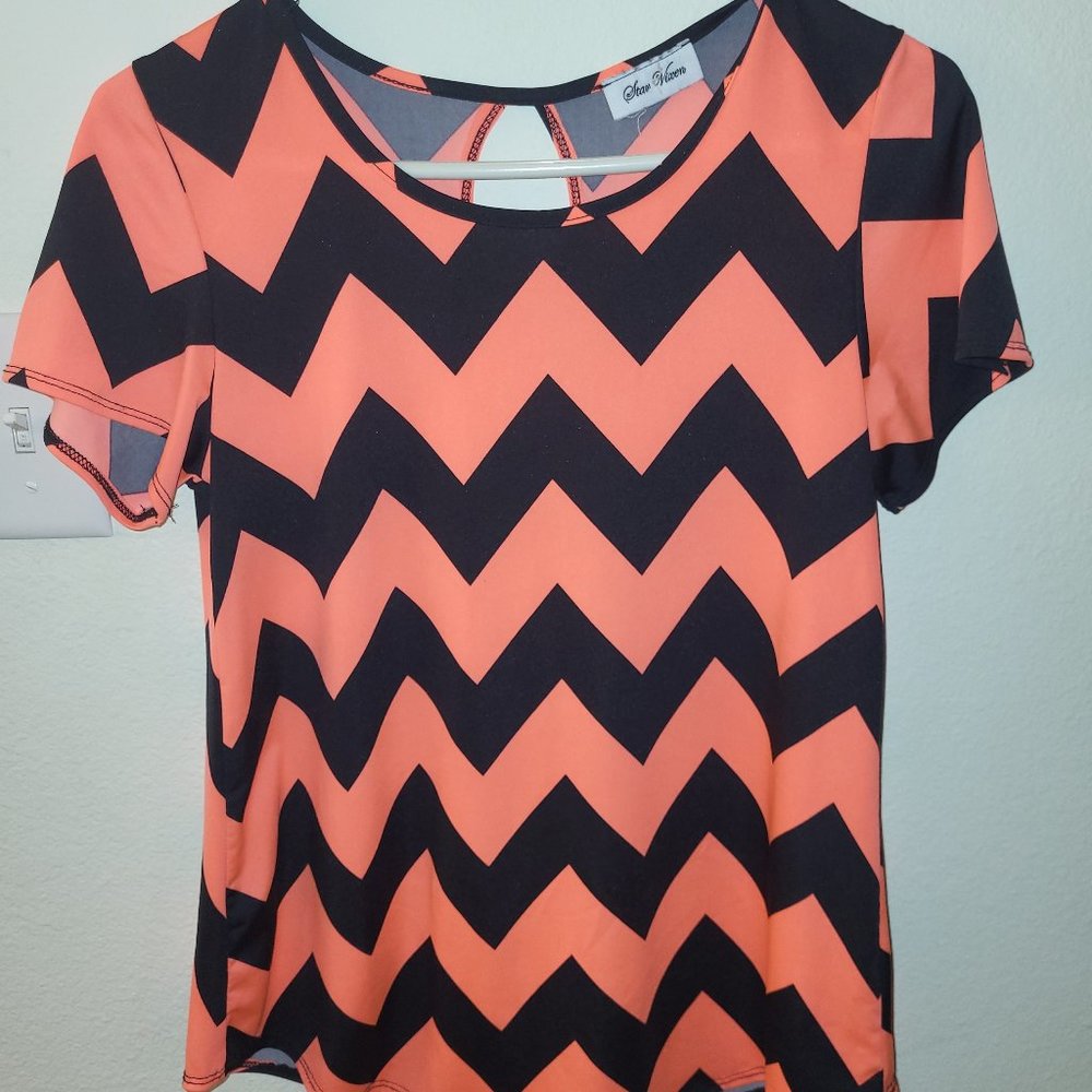 Star Vixen size M/L zigzag chevron pattern